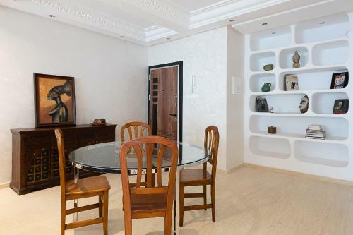 Luxury Two Bedrooms Apartment - Best Location