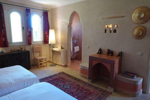Hostal L?oasis De Kima