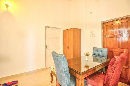Hotel Santa Monica Holiday Home