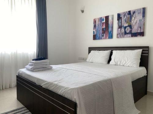 Beachfront Apartment With Pool Near Colombo
