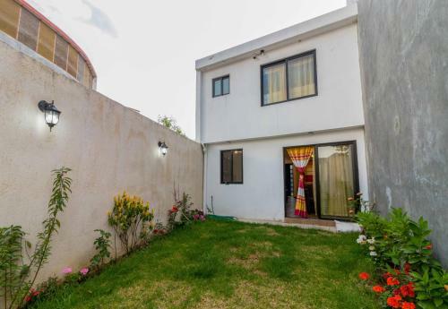 Casa Privada A 8 Min Del Centro + Jardin Y Asador