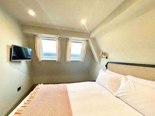 Redland Suites - Apartment 8