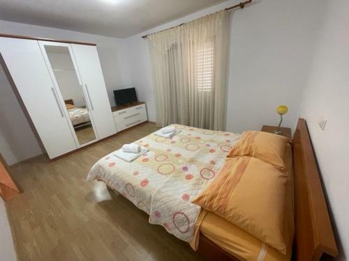 Apartmani Mirjana