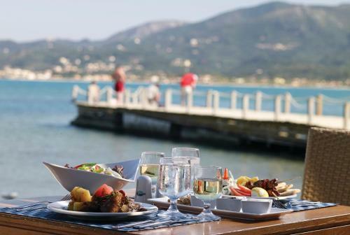 Hotel Roda Beach Resort & Spa