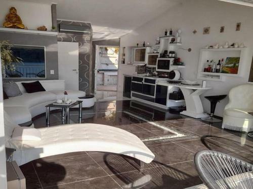 Apartment Om
