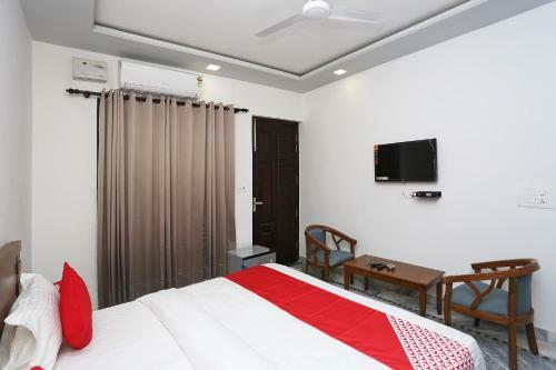 Hotel Oyo 15271 Alarian Inn