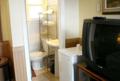 Wayfare Motel