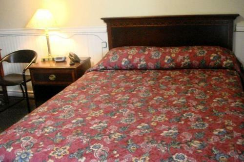 Wayfare Motel