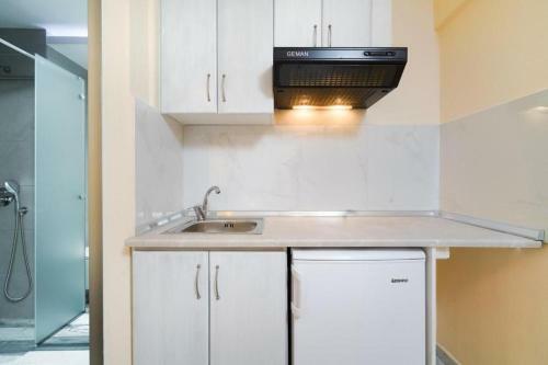 Thalatta Apartments