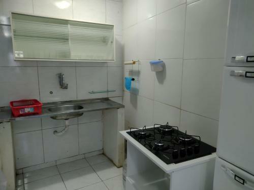 Casa Com Piscina Confort�vel E Perto De Tudo