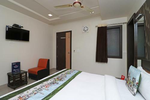 Oyo 10414 Hotel Tushar Residency