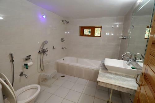Hotel Zaara Resort