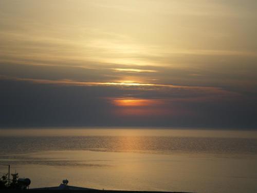 Sunset Apartment II