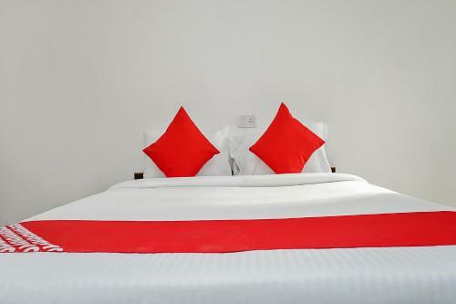 Hotel Oyo Flagship 23990 Manjari