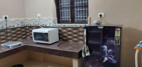 Apartamento Oyo Home 87704 Dev's Residency