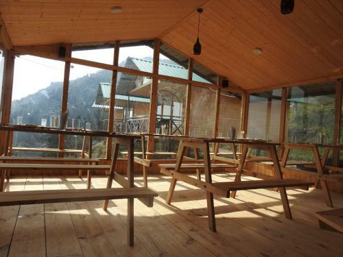 Hotel Sunbird Retreat Resort
