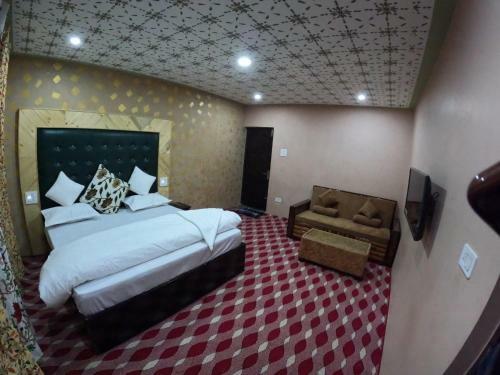 Hostal Hotel Seven Pahalgam