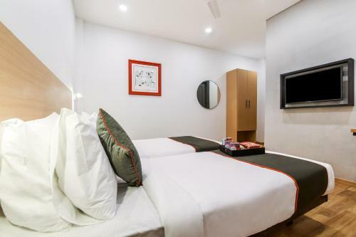 Hotel Oyo Townhouse 094 Bhera Enclave