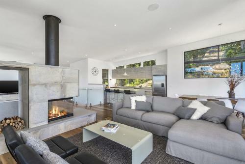 Neds Retreat