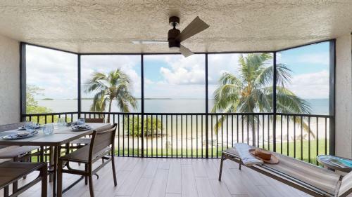 Bay View Tower 134 Sanibel Harbour Resort