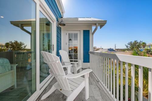 7 Bedroom Private Pool Spa Home Walking Distance To Beach Home