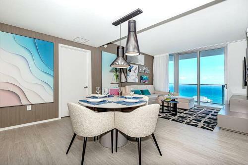 1 Million Dollar Listingoceanfront Balcony 2br2ba