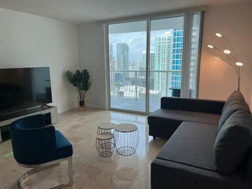 Elegant Brickell Apartment