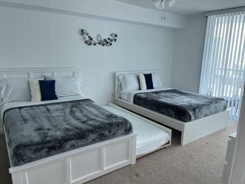Elegant Brickell Apartment