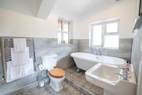 Lovely 1-bed Lodge In Drybrook