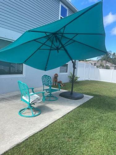 Hostal Queen Size Bed With Full Bathroom Next Door