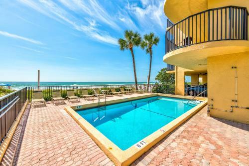 Trillium 3a - Bright And Coastal Beachfront Vibes