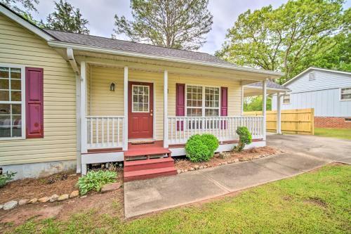 Cartersville Family Home With Spacious Backyard