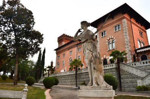 Hotel Castello Di Spessa Resort