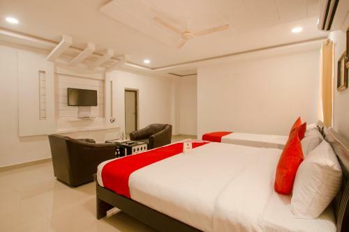 Hotel Oyo 13062 Kamala Residency-inn