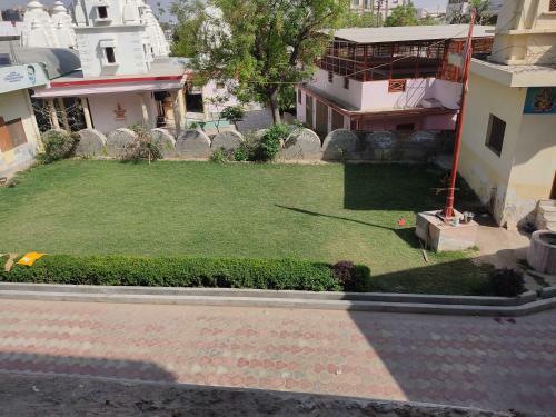 Hotel Oyo 88489 Gauri Shankar Dham