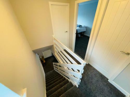 Newly Refurbished 3 Bedroom House
