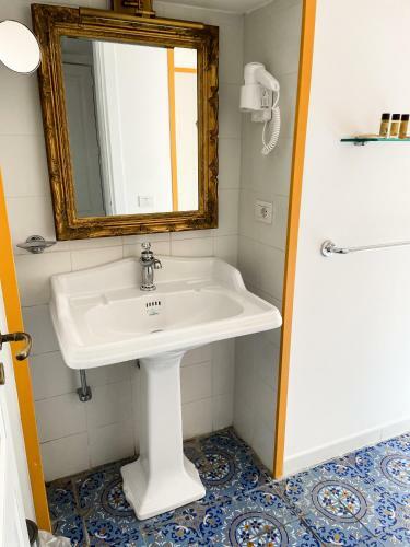 B&B Faraglione