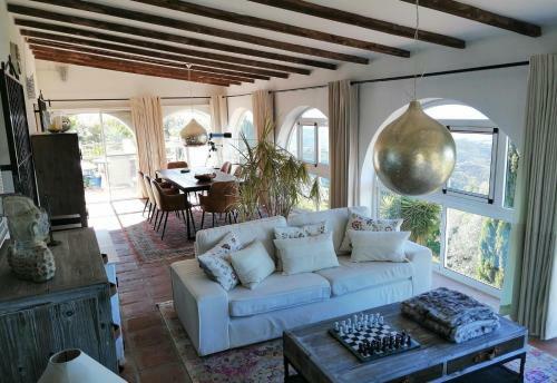 Villa La Monta�a Del Oro