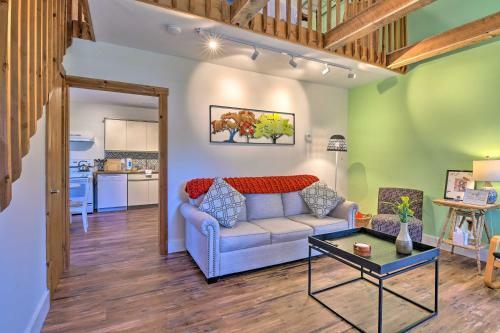 Dog-friendly Cottage Gas Grill, Walk To Town