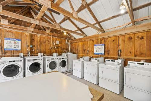 Lake George Campsites