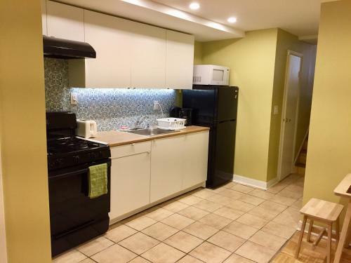 Cozy Multi-leveled Apartment!