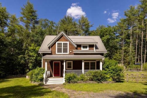 New Paradise In Woodstock With Pool