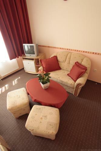 Hostal Fam�lia Vend�gh�z