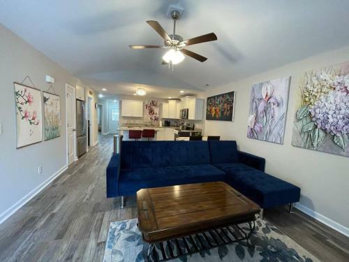 Sleep 10, New Construction Home, Half Mile To Beach, 3 Bd 2 Ba, 6 Beds