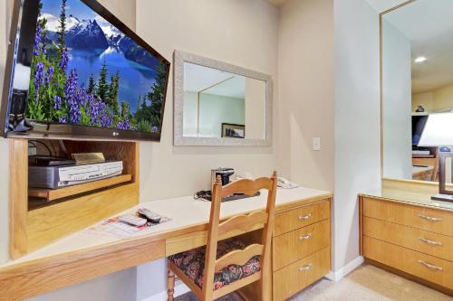 River Ridge 324ab