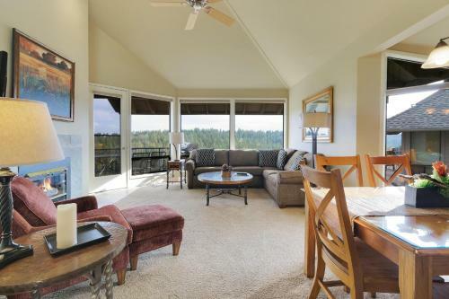 River Ridge 423ab