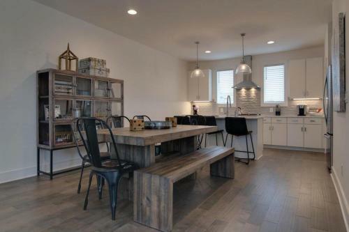 Gathering Place 542