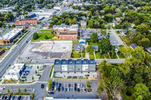 The Greenwood Grand