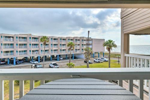 Apartamento Corpus Christi Beach Condo With Community Pool!