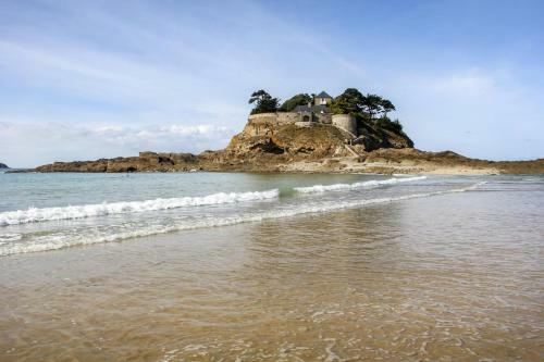 Le Rocher 1